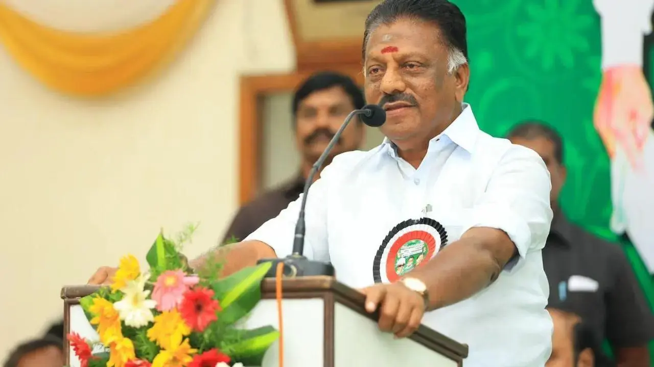 Expelled AIADMK leader O Panneerselvam joins DMK in presence of MK Stalin